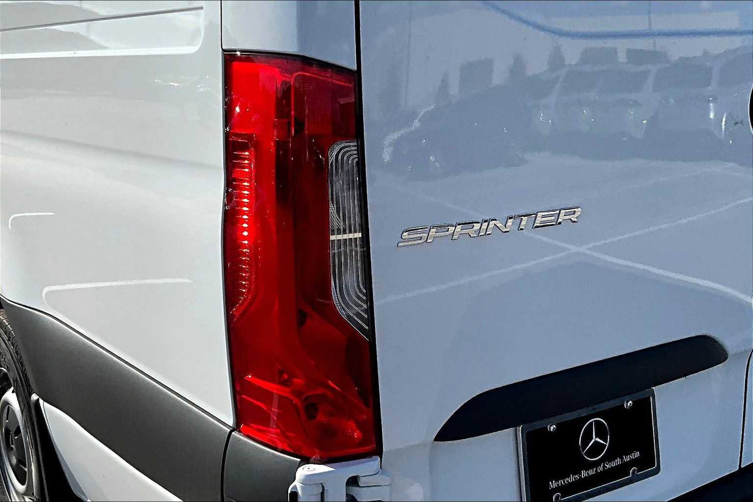 Used 2025 Mercedes-Benz Sprinter 2500 image 15