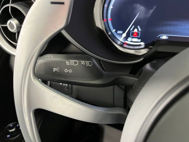 Used 2025 Alfa Romeo Giulia AWD w/ Veloce Package AWD image 23