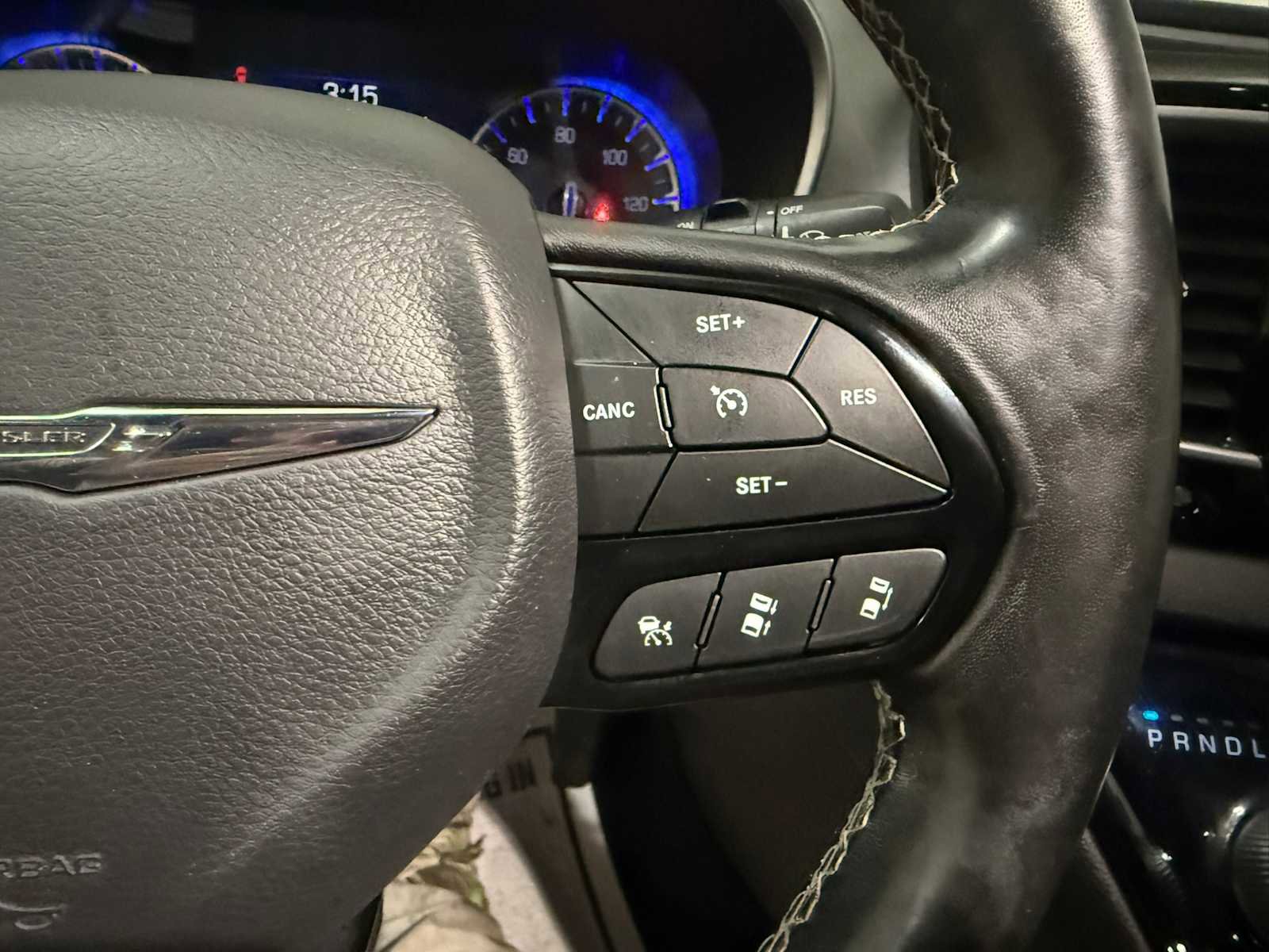 Used 2019 Chrysler Pacifica Touring Plus w/ Advanced Safetytec Group image 28