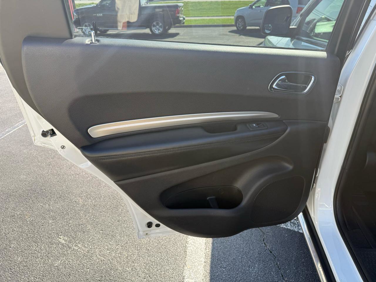 Used 2018 Dodge Durango SXT AWD/4WD image 20