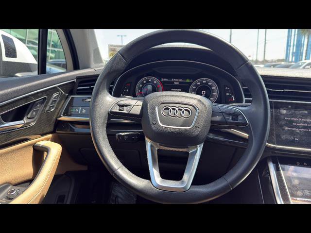 Used 2023 Audi Q7 3.0T Prestige image 14