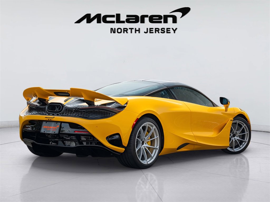 New 2025 McLaren 750S image 7