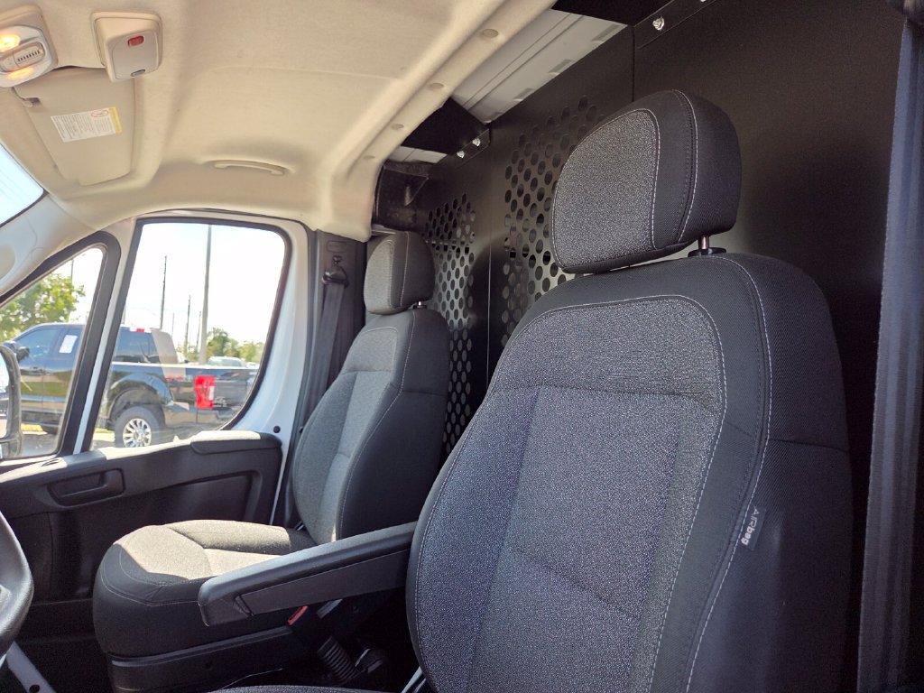 Used 2025 RAM ProMaster 2500 w/ U-Haul Equipment Group FWD image 26
