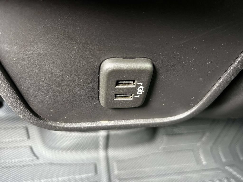 Used 2024 GMC Terrain AT4 AWD/4WD image 12