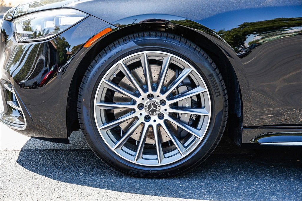 New 2025 Mercedes-Benz S 580 4MATIC Sedan image 9