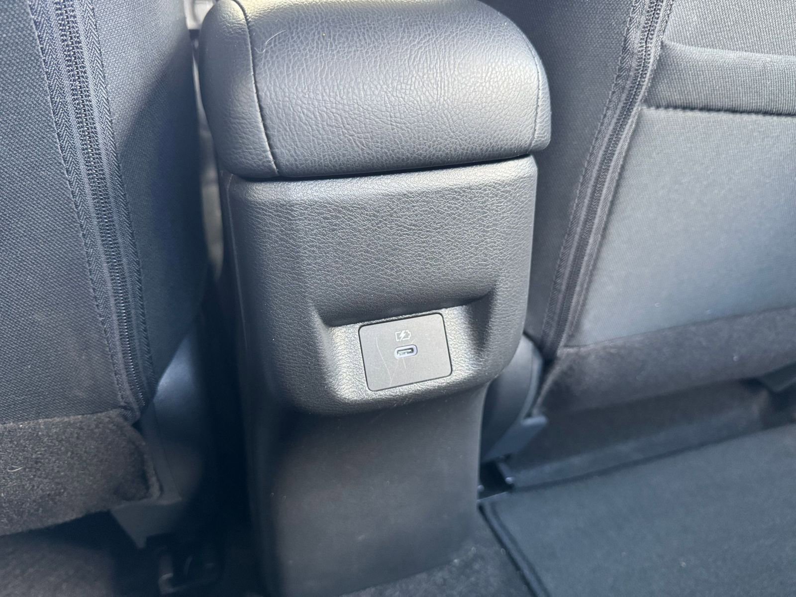 Used 2025 Nissan Versa SV image 22