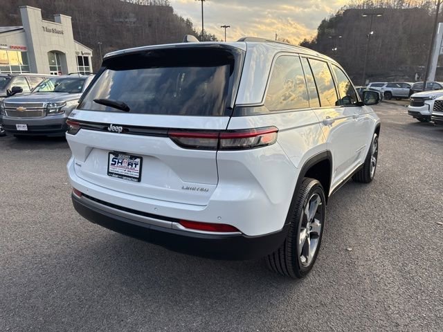 New 2026 Jeep Grand Cherokee Limited w/ Luxury Tech Group II AWD/4WD image 3
