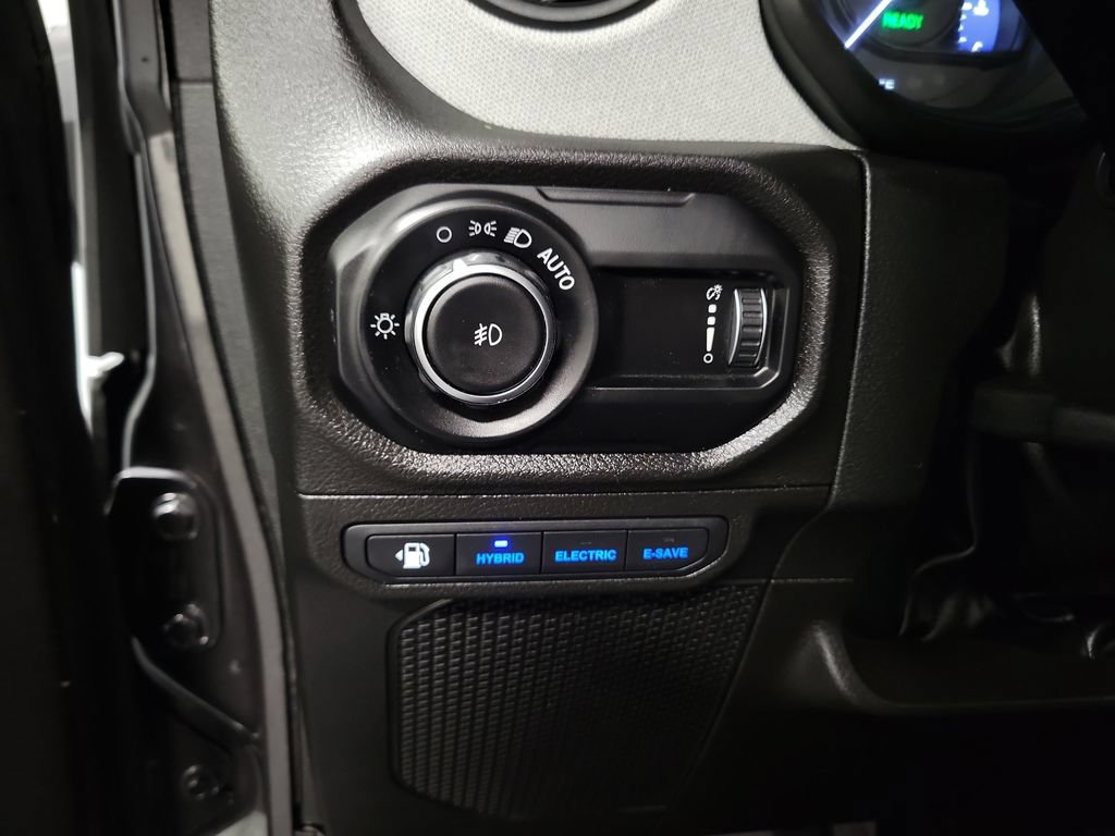 Used 2024 Jeep Wrangler Unlimited AWD/4WD image 22
