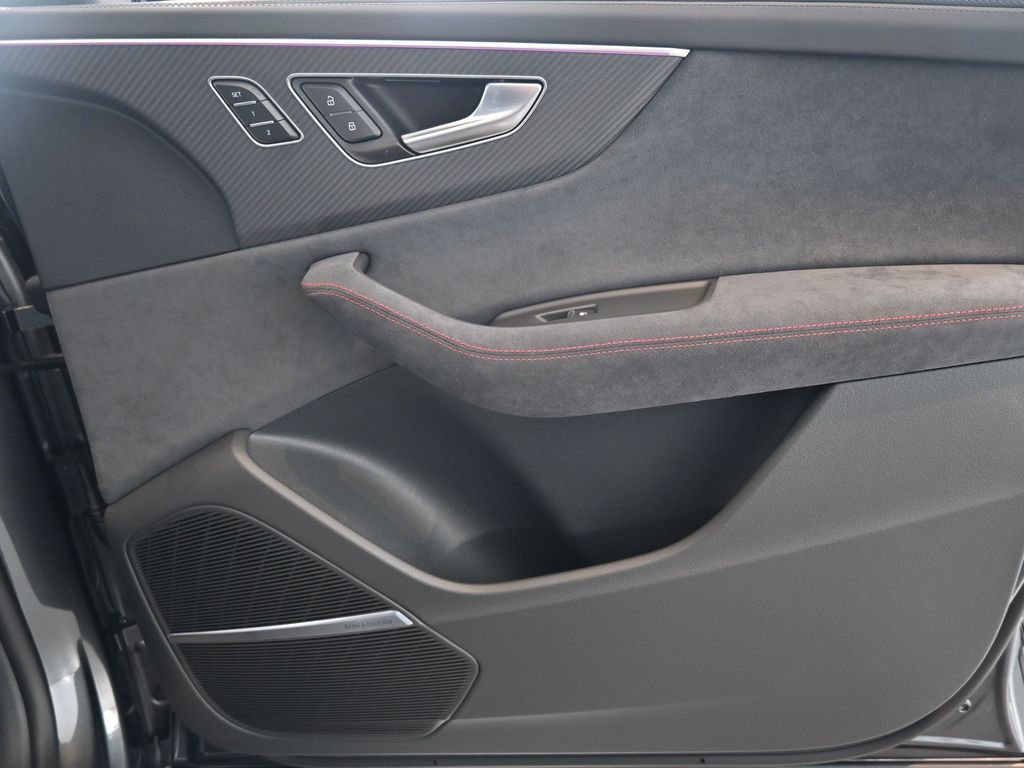 New 2026 Audi RS Q8 performance image 12