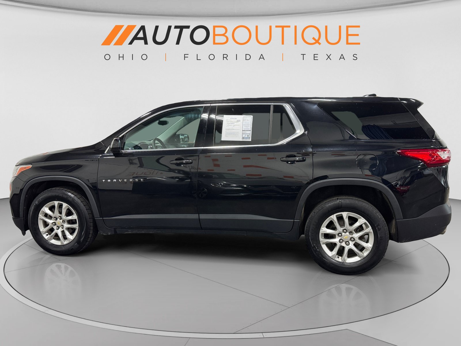 Used 2018 Chevrolet Traverse LS AWD/4WD image 2
