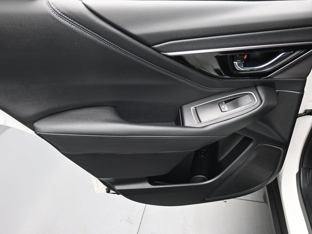 Used 2024 Subaru Outback Limited image 12