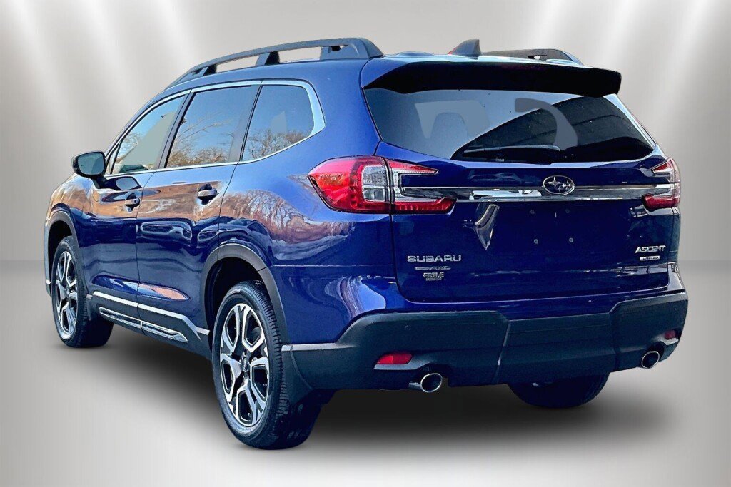 New 2026 Subaru Ascent Limited AWD/4WD image 3