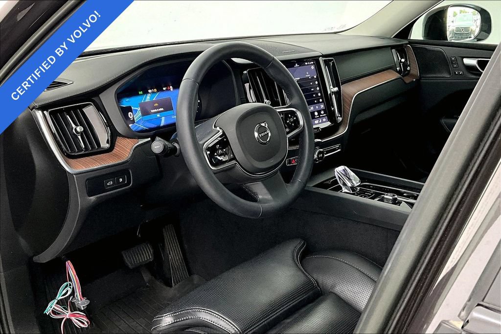Certified 2023 Volvo XC60 T8 Ultimate w/ Climate Package AWD/4WD image 15