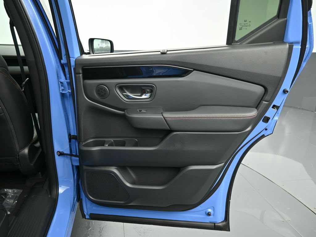 New 2025 Honda Pilot TrailSport image 25