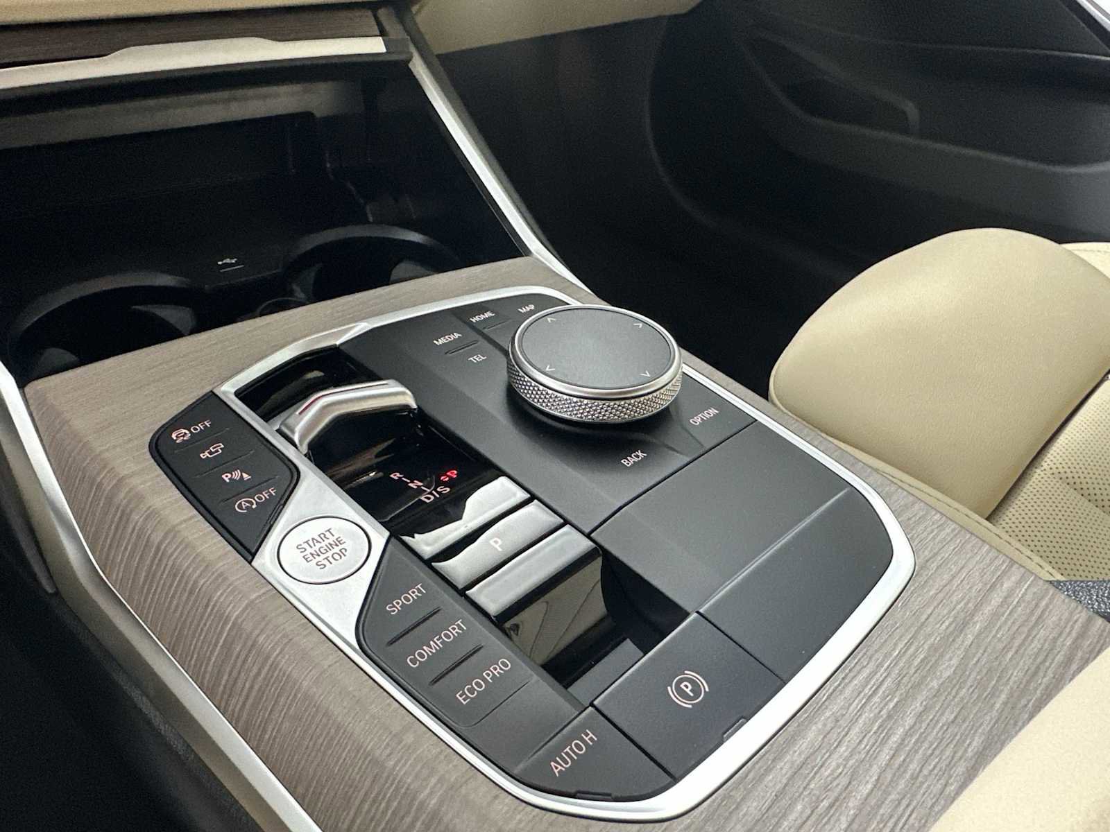 New 2026 BMW 330i xDrive Sedan w/ Premium Package image 16