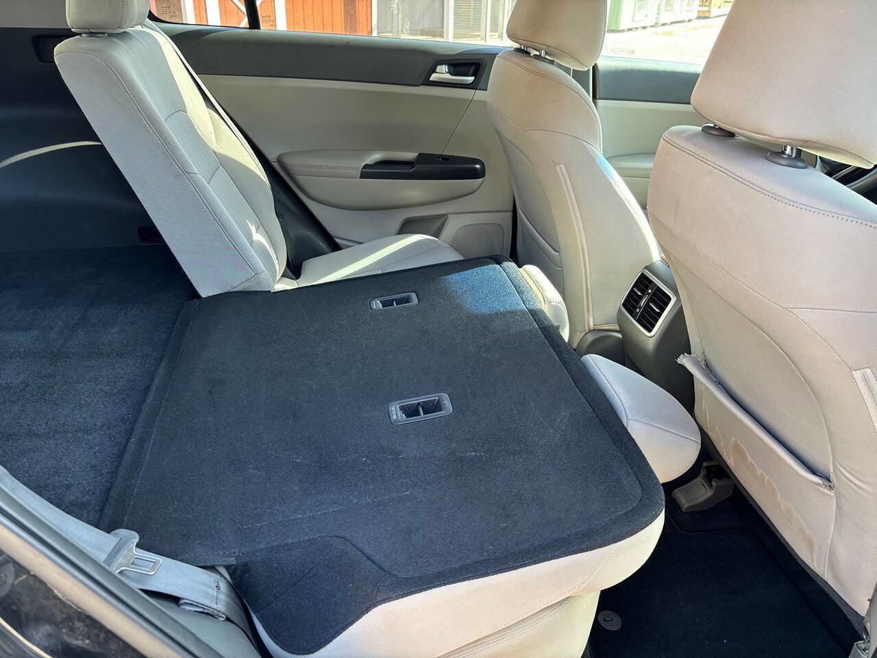 Used 2017 Kia Sportage LX image 24