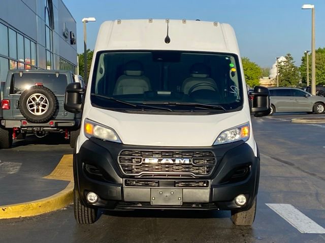 Used 2025 RAM ProMaster 2500 w/ Convenience Group image 3