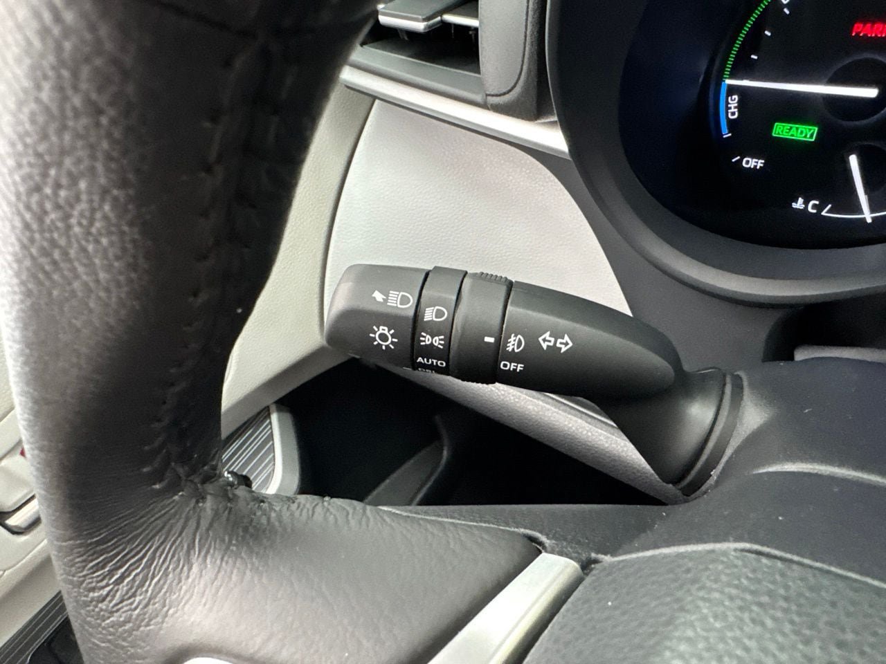 Certified 2025 Toyota Sienna XLE w/ XLE Plus Package AWD/4WD image 23
