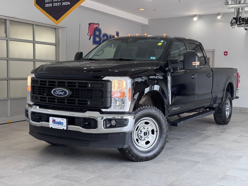 Used 2024 Ford F350 XL AWD/4WD image 2