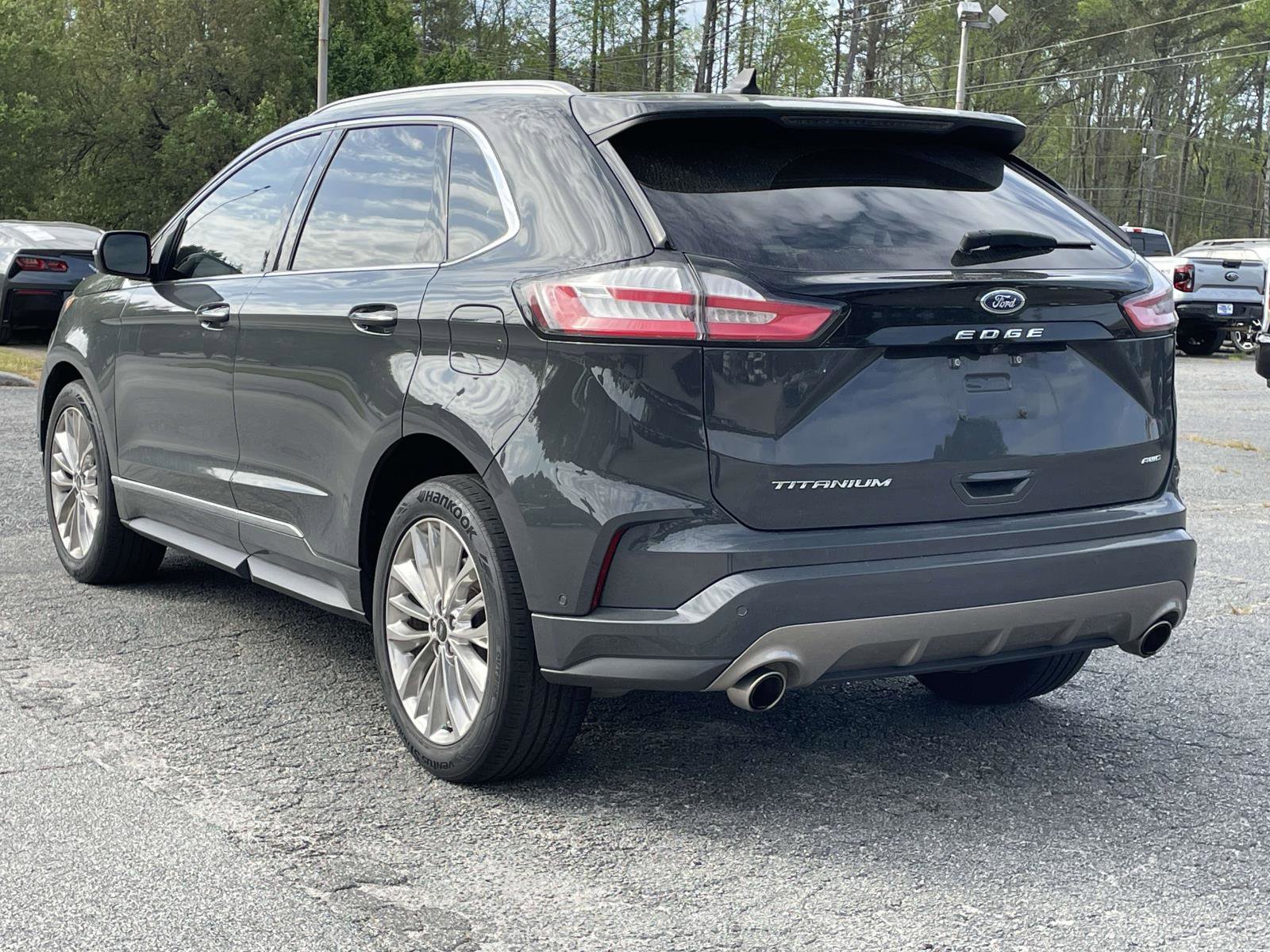 Used 2021 Ford Edge Titanium w/ Equipment Group 301A image 4