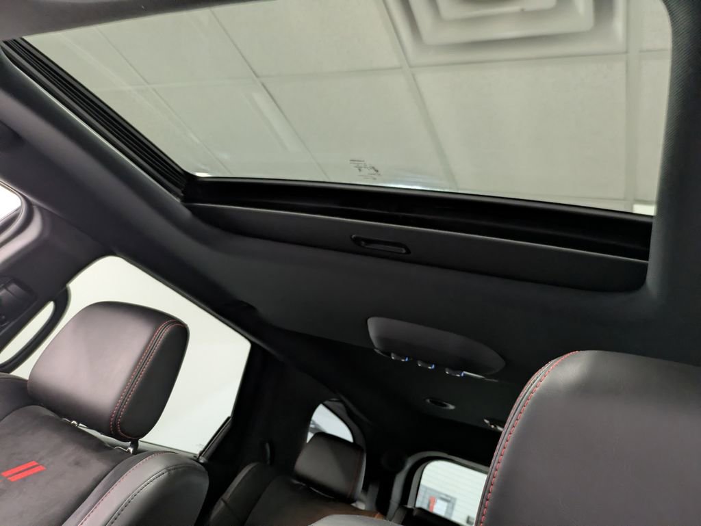 Used 2025 Dodge Durango GT image 20