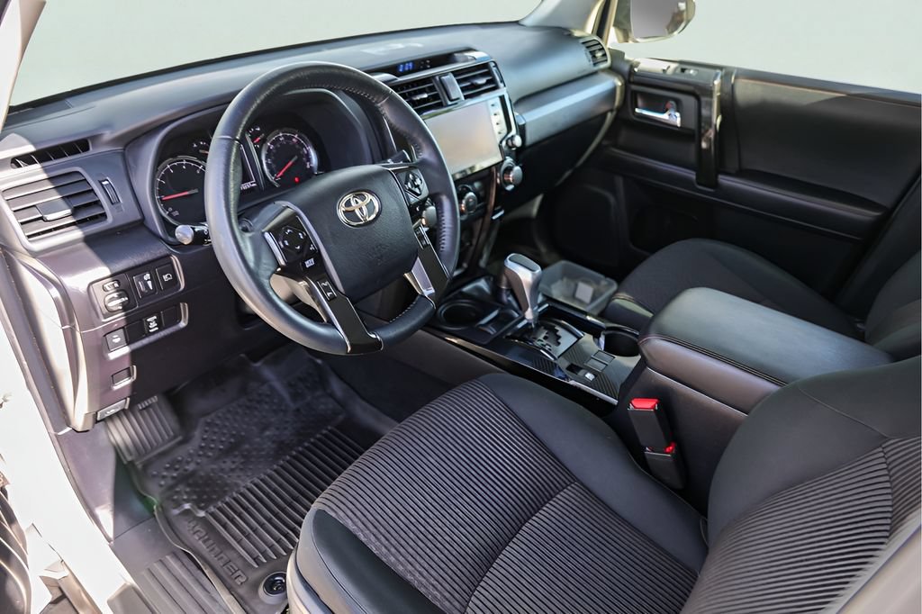 Used 2021 Toyota 4Runner TRD Off-Road AWD/4WD image 13