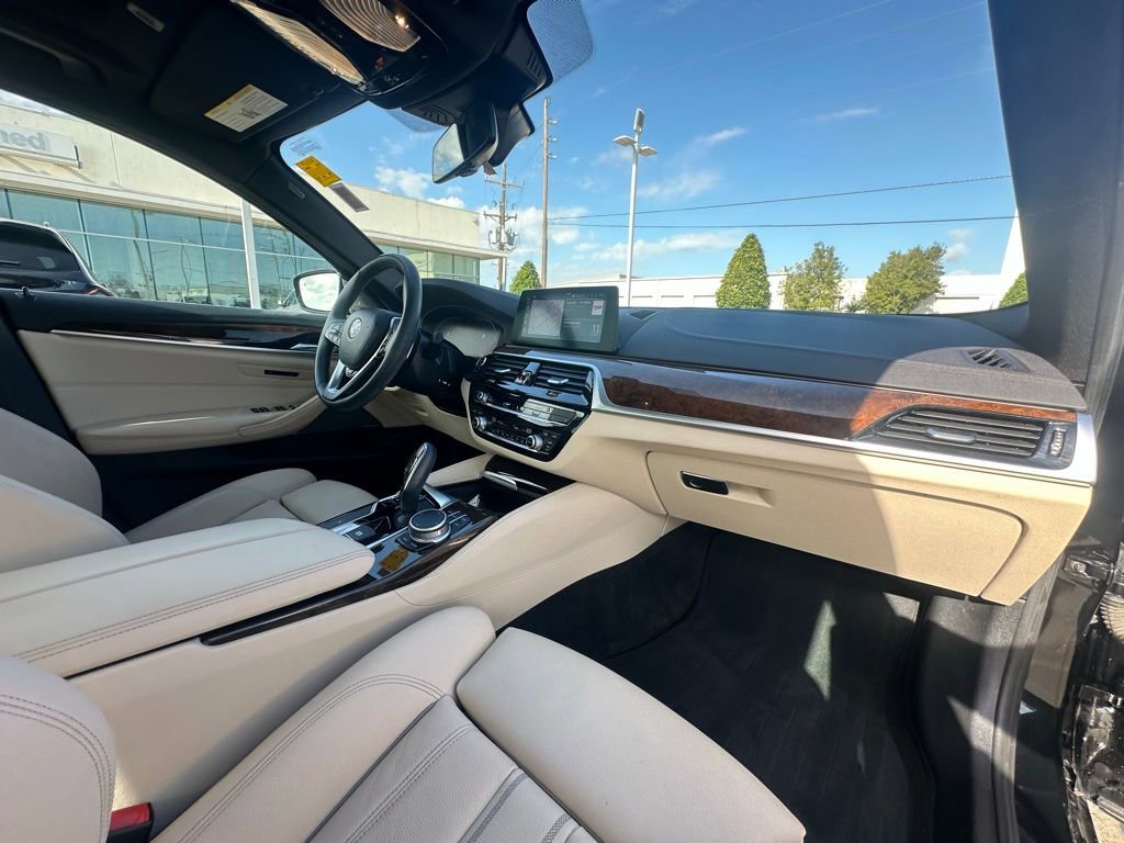 Used 2020 BMW 540i w/ Premium Package RWD image 26