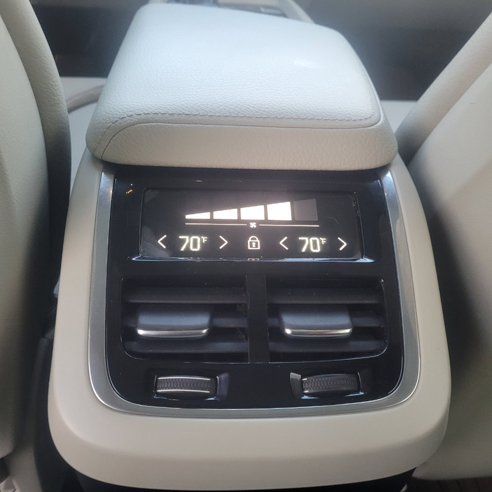 Used 2018 Volvo XC60 T5 Inscription image 33