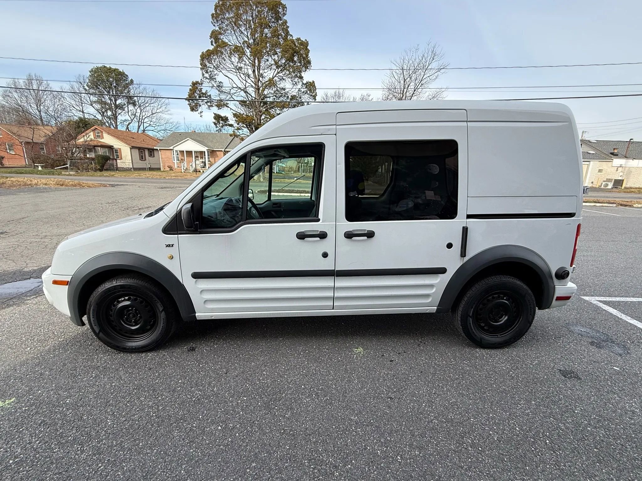 Used 2013 Ford Transit Connect XLT image 14