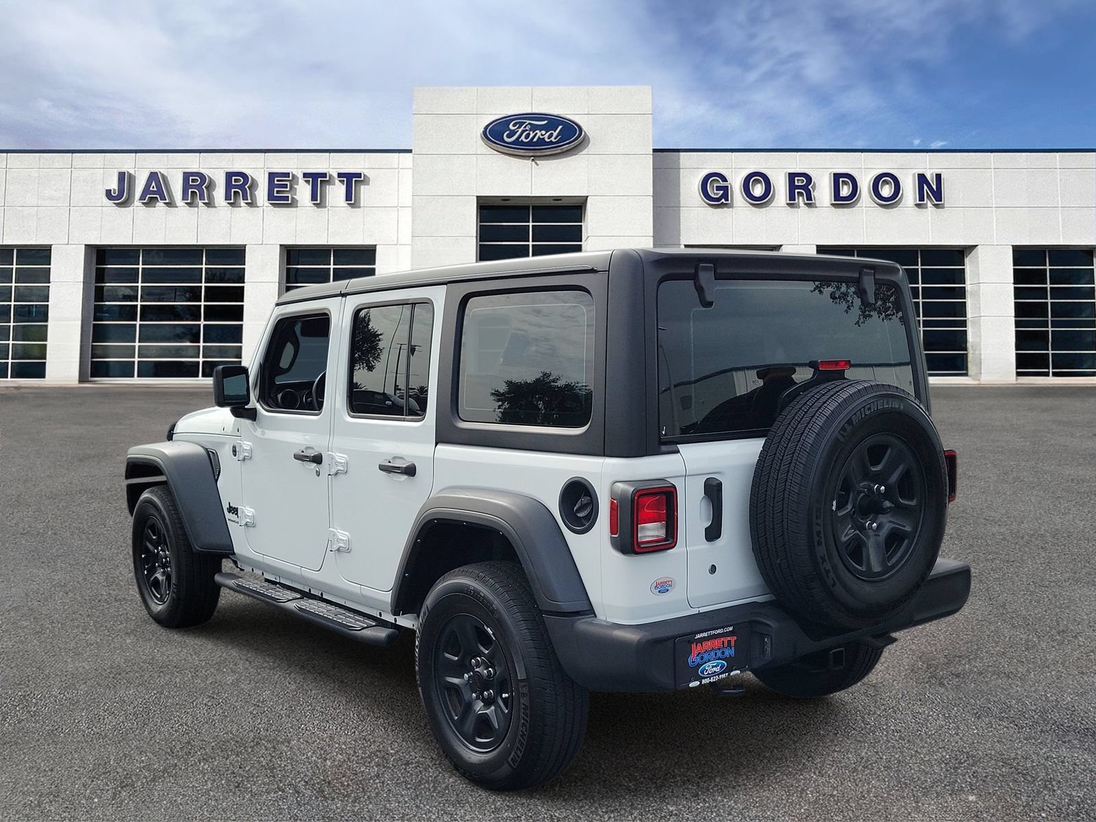 Used 2023 Jeep Wrangler Unlimited Sport AWD/4WD image 3