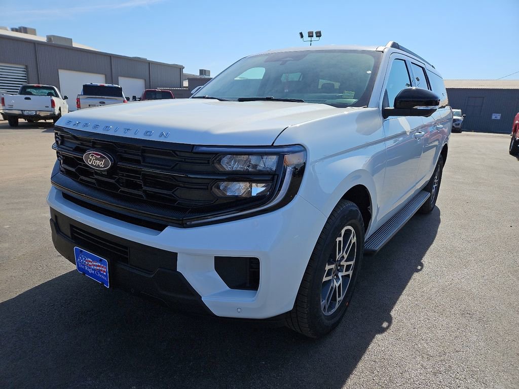New 2026 Ford Expedition Max Active image 4
