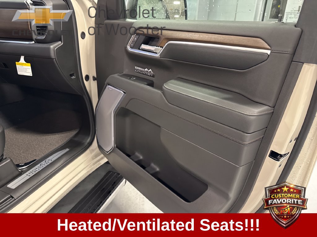 New 2026 Chevrolet Silverado 1500 High Country w/ Technology Package AWD/4WD image 40