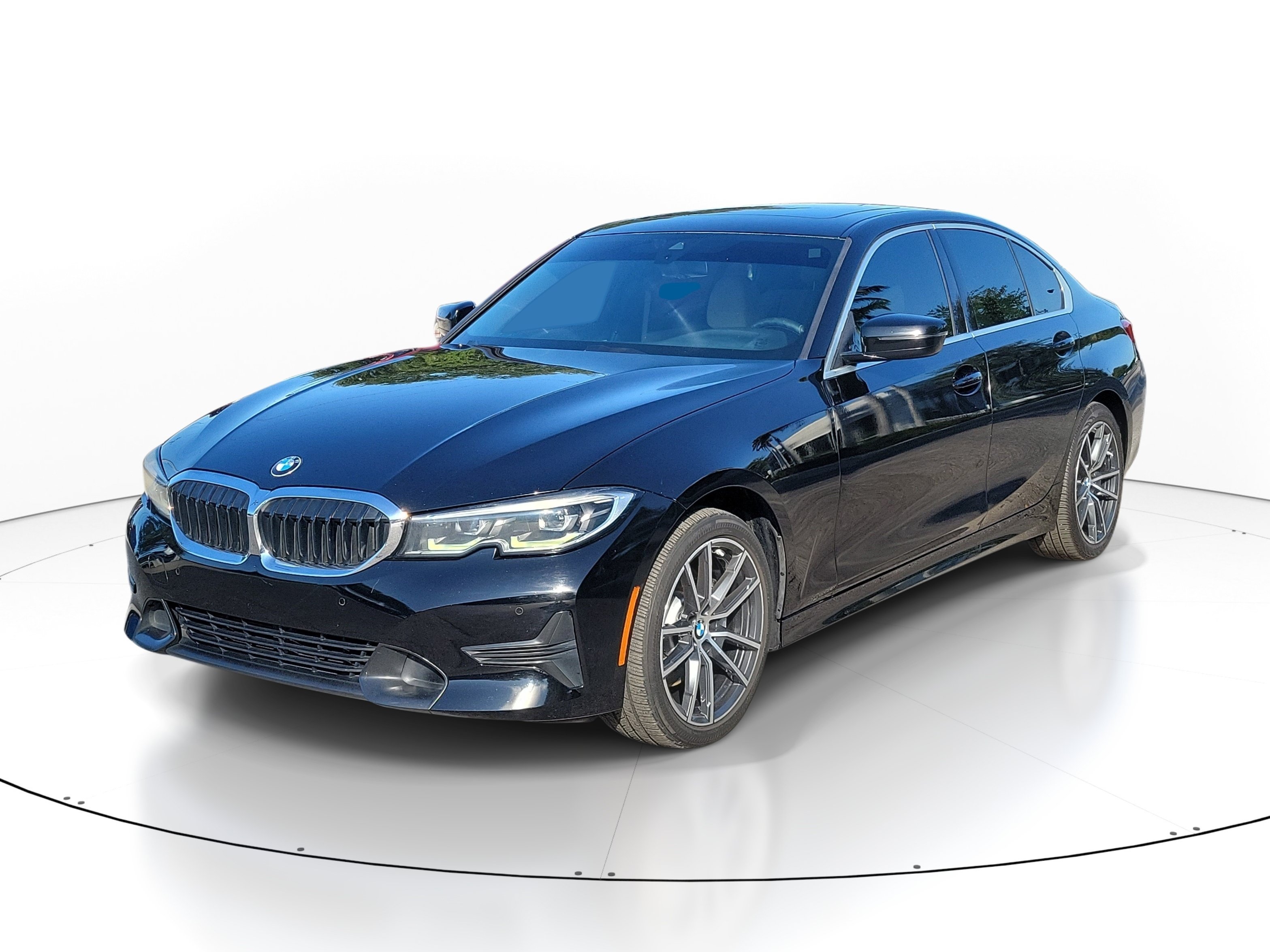 Used 2020 BMW 330i Sedan w/ Convenience Package RWD image 3