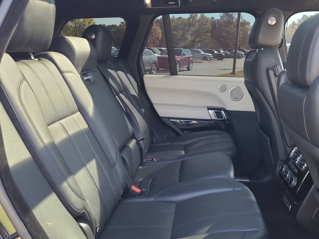 Used 2016 Land Rover Range Rover Supercharged AWD/4WD image 14