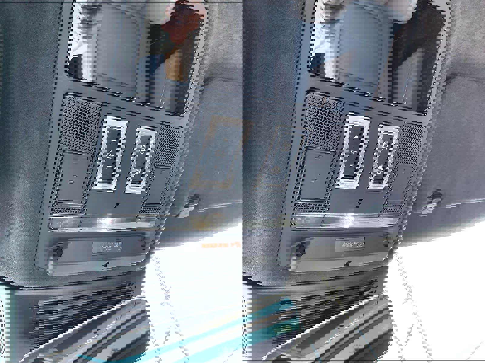 Used 2025 Jaguar F-PACE R-Dynamic S image 38