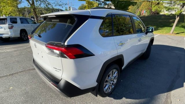 New 2025 Toyota RAV4 Limited image 8
