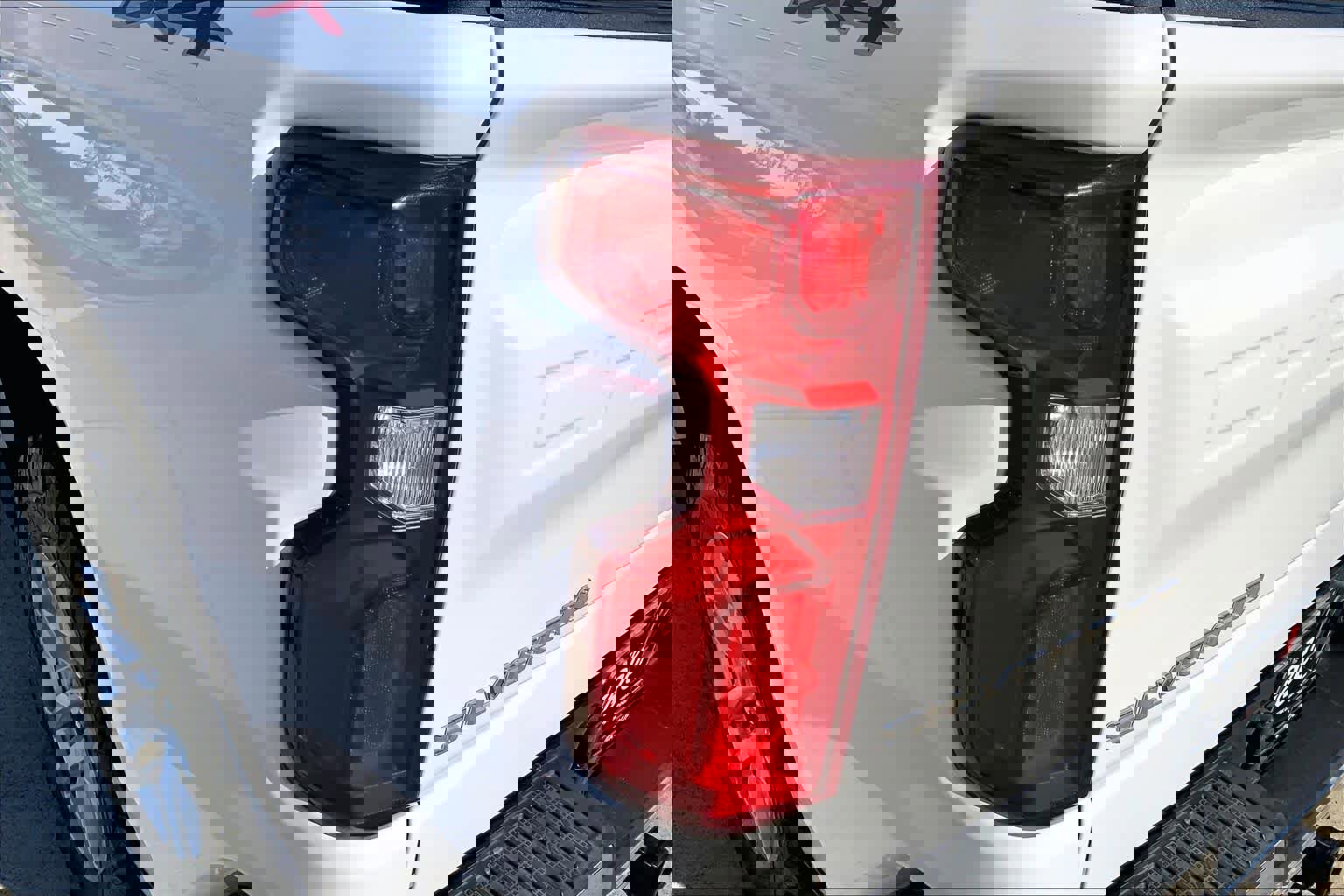 Used 2021 Chevrolet Silverado 1500 LTZ w/ LTZ Convenience Package II image 27