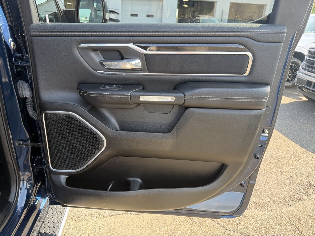 Used 2022 RAM 1500 Laramie w/ Sport Appearance Package AWD/4WD image 16