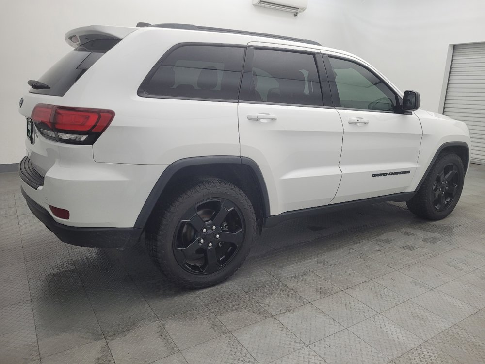 Used 2019 Jeep Grand Cherokee Laredo image 10