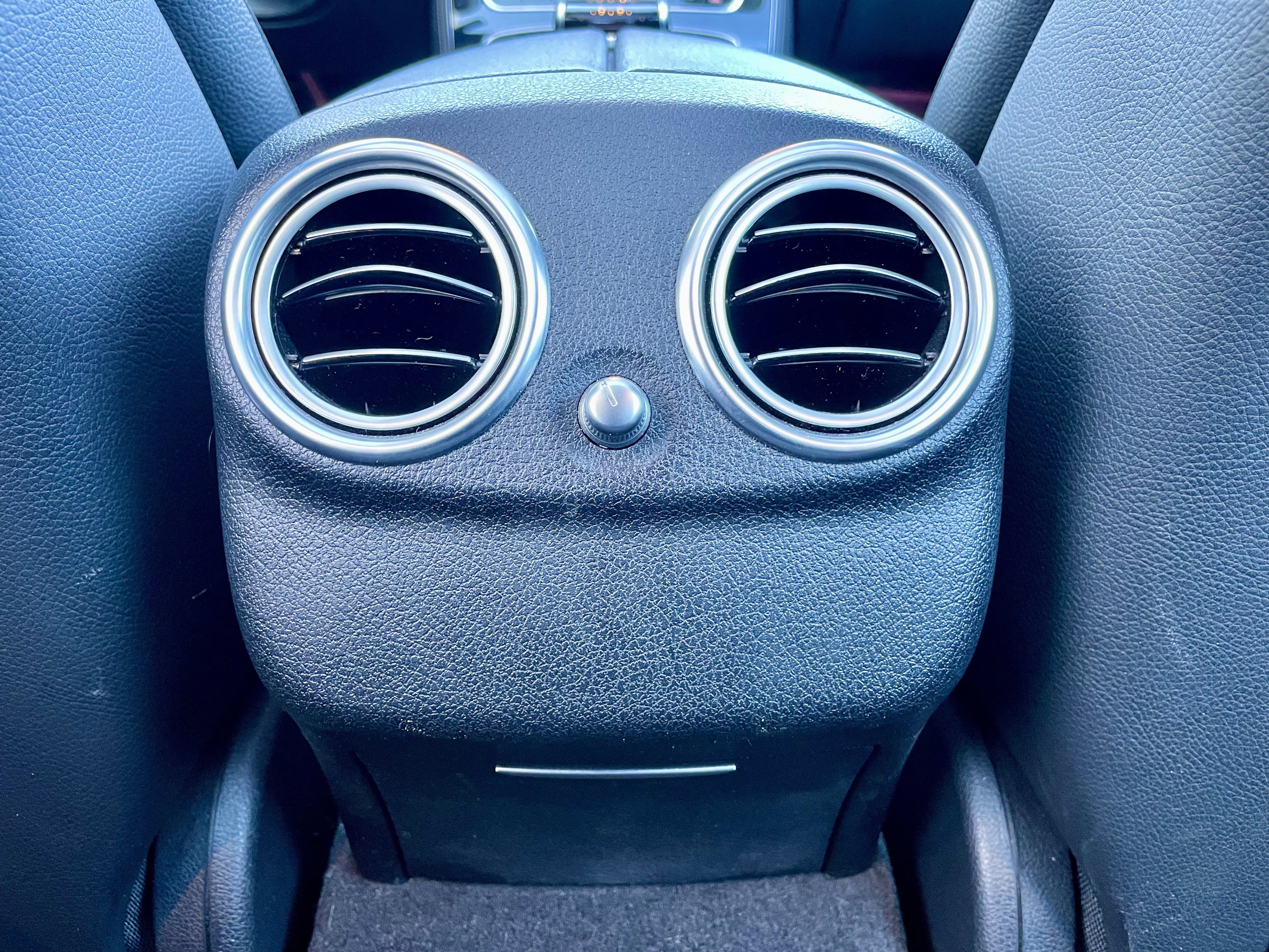 Used 2020 Mercedes-Benz E 350 4MATIC Sedan image 26