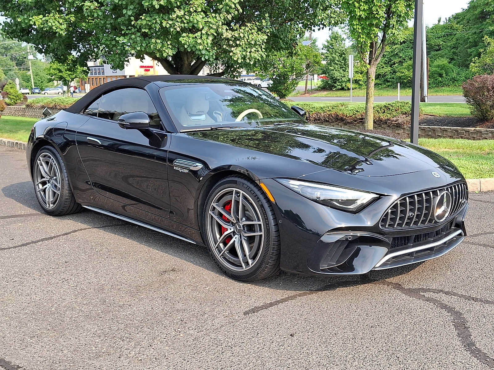 Certified 2022 Mercedes-Benz SL 55 AMG 4MATIC image 32