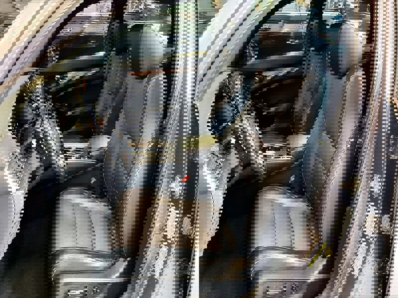 Used 2018 Honda Accord Sport image 10