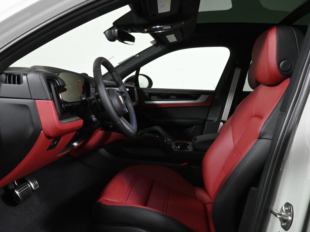 Used 2026 Porsche Cayenne S AWD/4WD image 5