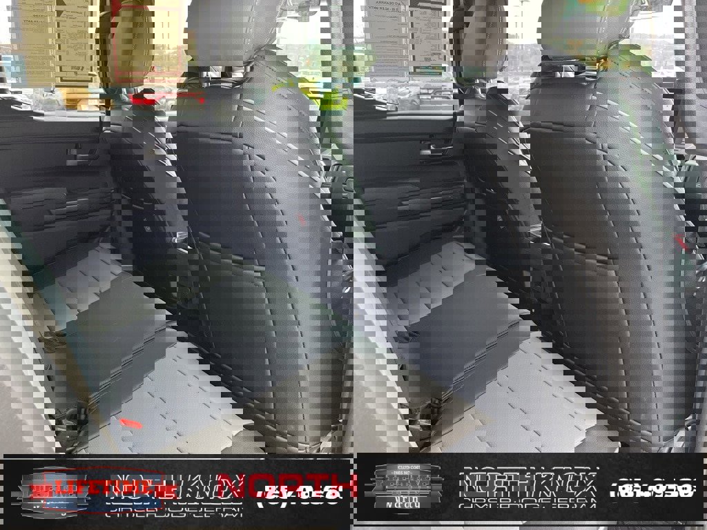 Used 2024 Toyota Tacoma TRD Off-Road image 25