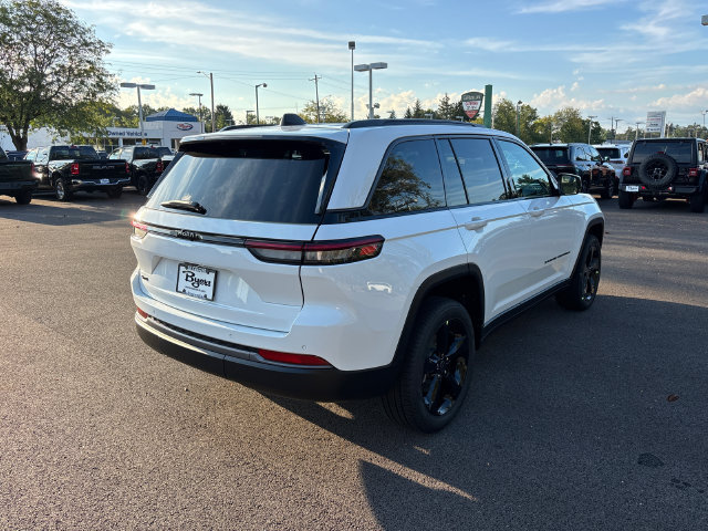 New 2027 Jeep Grand Cherokee Limited AWD/4WD image 29