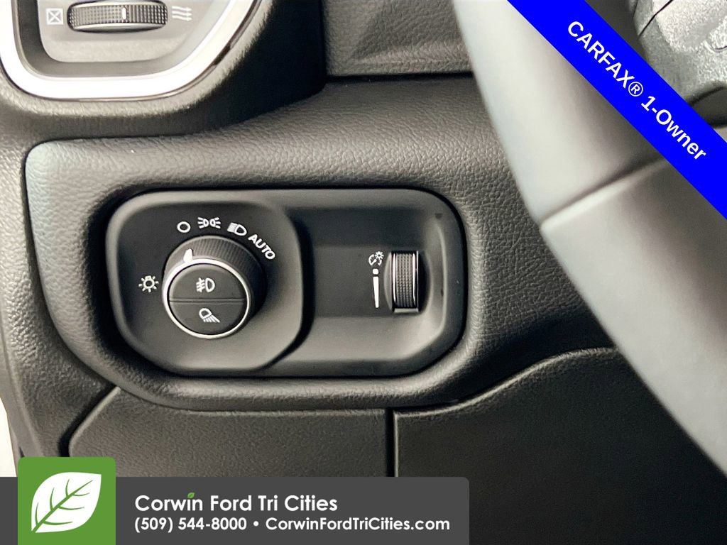 Used 2025 RAM 3500 Big Horn image 18