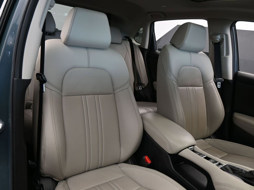 Used 2024 Honda HR-V EX-L image 47
