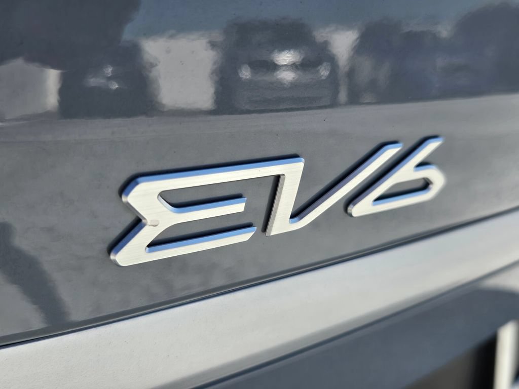 New 2026 Kia EV6 Light RWD image 5