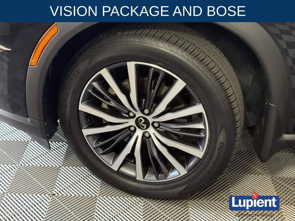 Used 2023 INFINITI QX60 Sensory w/ Vision Package AWD/4WD image 16