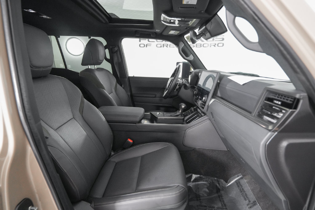 Used 2024 Lexus GX 550 AWD/4WD image 19